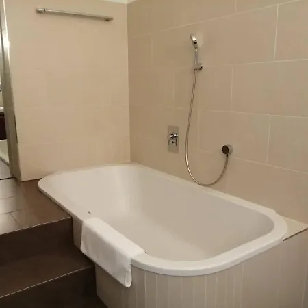 Abina De Luxe Apartament *