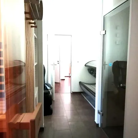 Abina De Luxe Apartament *